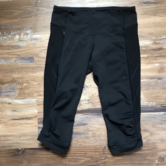 lululemon athletica Pants - Lululemon- black mesh capris